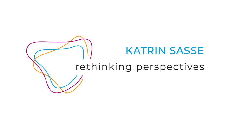 Logo von Katrin Sasse aus Köln mit dem Slogan "rethinking perspectives". Farbenfrohes Design mit geschwungenen Linien, das Kreativität und neue Sichtweisen symbolisiert. Logodesign Köln