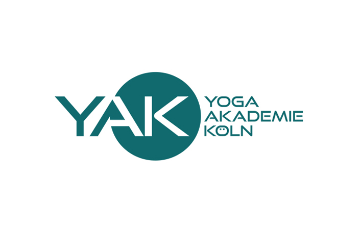 Logo der Yoga Akademie Köln (YAK) in modernem Design, symbolisiert die Verbindung von Yoga und Achtsamkeit in der Stadt Köln. Ideal für Yoga-Enthusiasten und Interessierte. Logodesign Köln